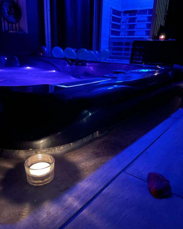 La Suite Grenoble Spa Jacuzzi Et Sauna Privatif Zewnętrze zdjęcie