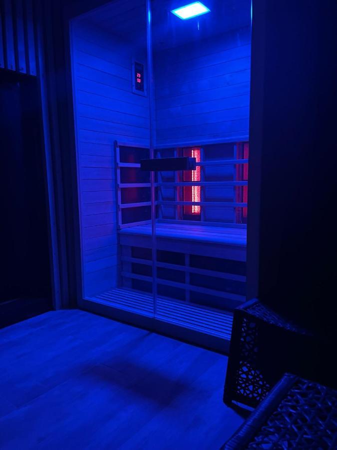 La Suite Grenoble Spa Jacuzzi Et Sauna Privatif Zewnętrze zdjęcie